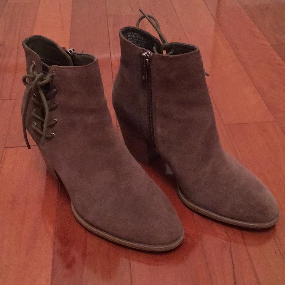Jessica Simpson booties